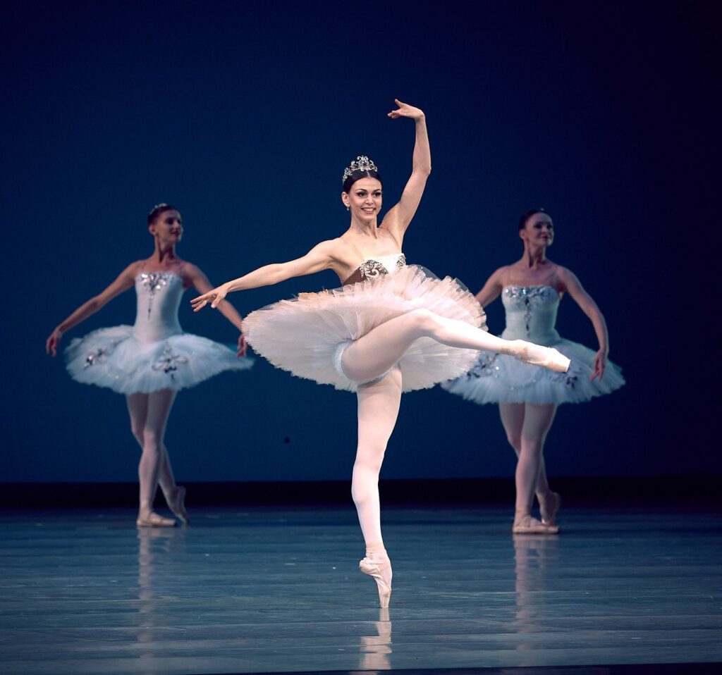 Symphony in C, Photo by Alexander Neff at the Mariinsky Theatre