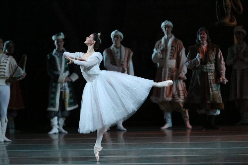 The Fountain of Bakhchisarai, Photo by S.Avaacum at the Mariinsky Theatre
